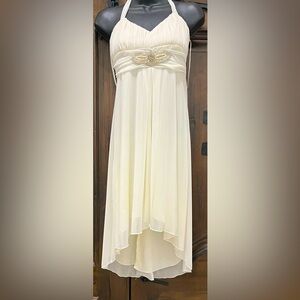 City Triangles Women's Ivory Chiffon Halter Backless Lined Hi Lo  Dress Size JM